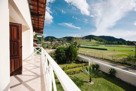 Casa 1 quarto, com piscina