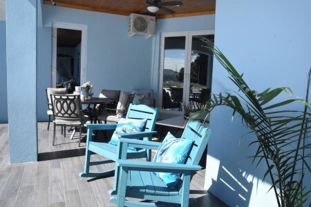 Bed and breakfast 2 bedrooms, with pool