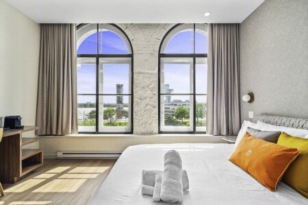 Bed and breakfast 1 chambre, avec climatisation