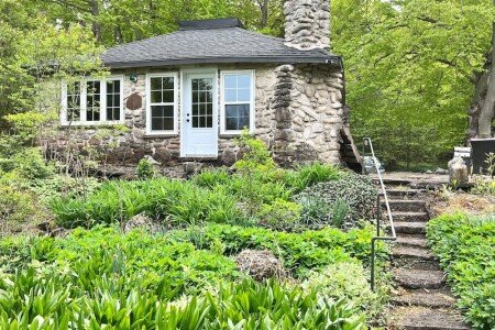 House 2 bedrooms, with garden