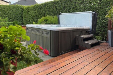 House 5 bedrooms, with jacuzzi