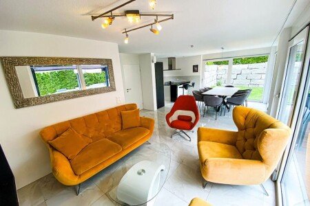 House 4 bedrooms, with jacuzzi