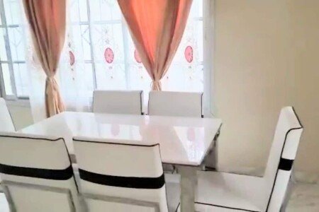 House 3 bedrooms, with air conditioning