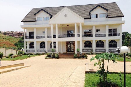 Apartment 3 bedrooms, with garden