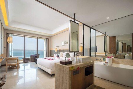 Hotel with pool