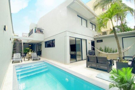 House 3 bedrooms, with jacuzzi