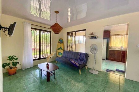 Casa 1 habitación, con jardín