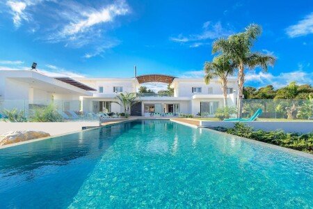 Villa 6 bedrooms, with pool