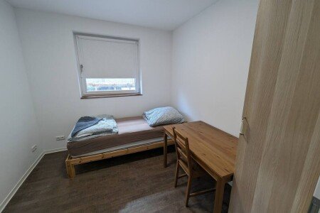 Wohnung 5 Schlafzimmer, mit Garten