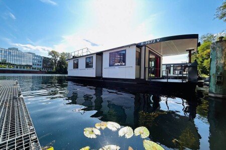 Bateau à moteur bien-être, 4 chambres