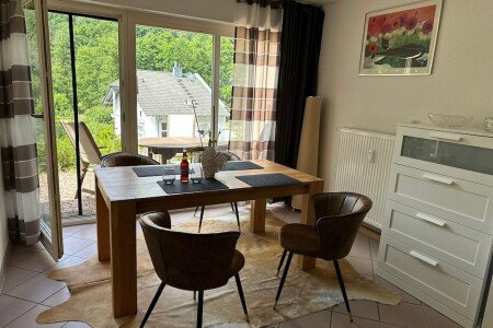 Wohnung 1 Schlafzimmer, mit Garten