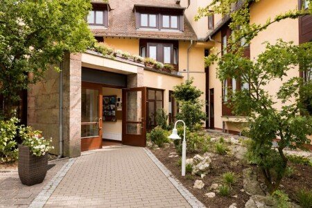 Wohnung 1 Schlafzimmer, mit Garten