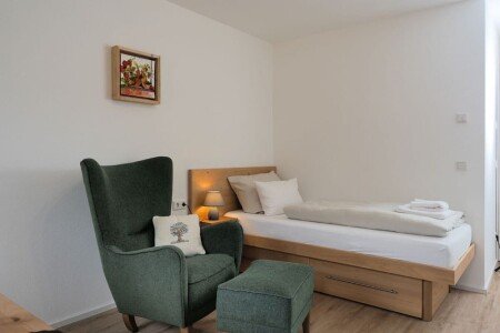 Wohnung 1 Schlafzimmer, mit Garten