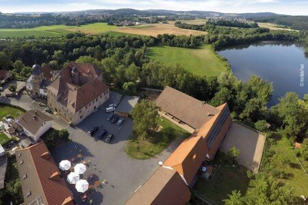 Bed and breakfast 4 Schlafzimmer, mit Garten