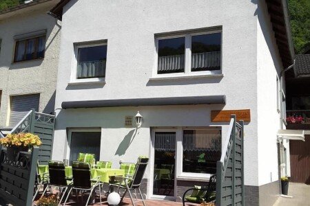 Ferienhaus 4 Schlafzimmer, mit Pool