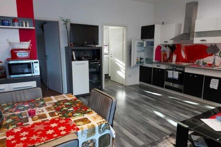 Wohnung 2 Schlafzimmer, mit Garten