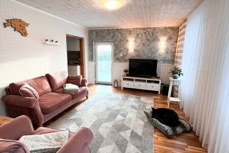 House 3 bedrooms, with garden