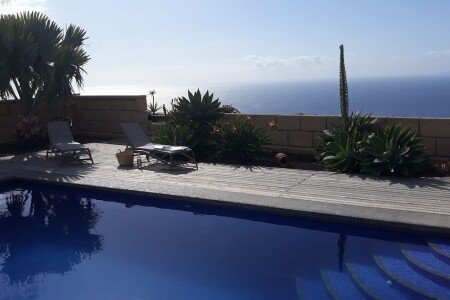 Bed and breakfast 1 bedroom, with pool