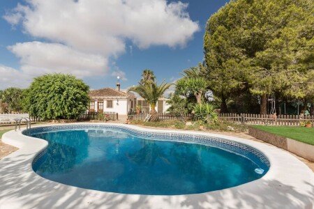 Casa 5 habitaciones, con piscina