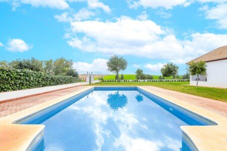 Casa 2 habitaciones, con piscina