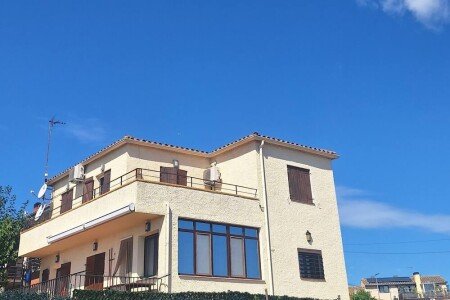 Casa 4 habitaciones, con jardín