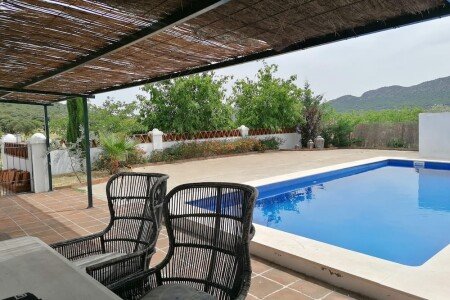 Bed and breakfast 7 camere, con piscina