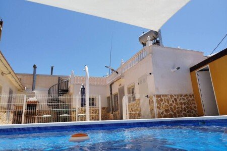 Casa 4 habitaciones, con piscina