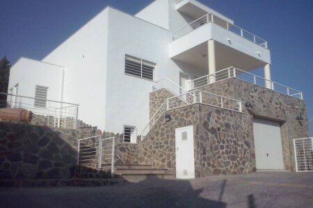 Villa 3 habitaciones, con piscina