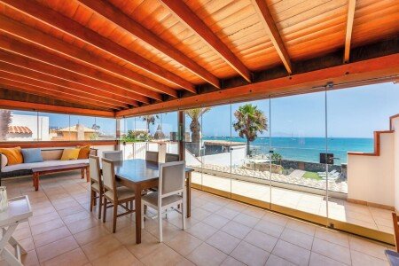 Villa 3 habitaciones, con jardín