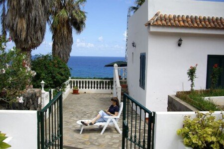 Casa 2 habitaciones, con jardín