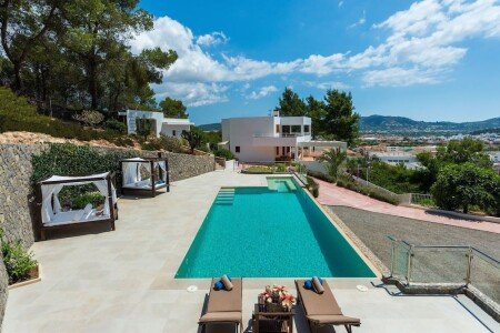 Villa 6 camere, con idromassaggio