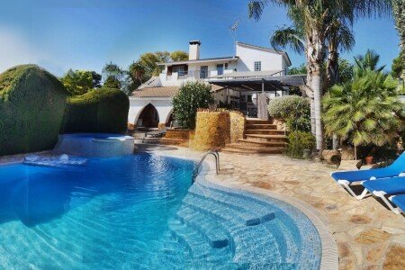 Villa 4 habitaciones, con jacuzzi