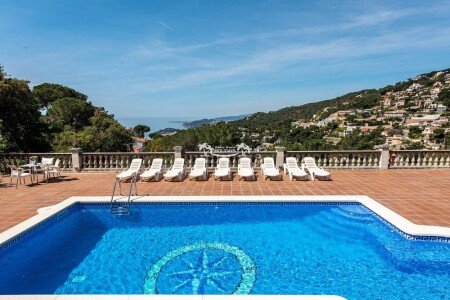 Villa 6 habitaciones, con jacuzzi