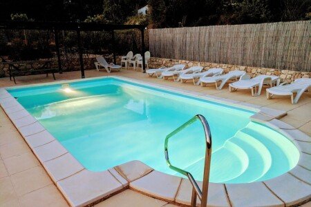 Bed and breakfast 3 habitaciones, con piscina