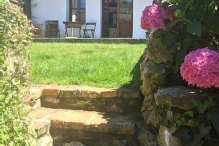 Casa 2 habitaciones, con jardín