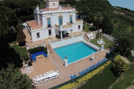 Villa 10 habitaciones, con piscina