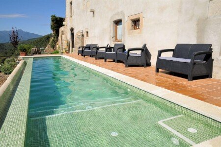 Château design, 3 chambres, avec piscine