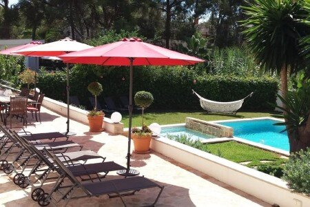 Maison design, 6 chambres, avec piscine