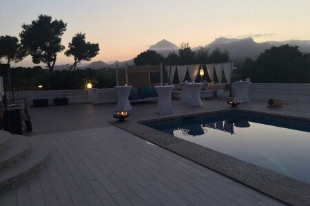 Bed and breakfast 2 bedrooms, with pool