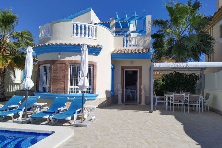 Villa 3 bedrooms, with pool