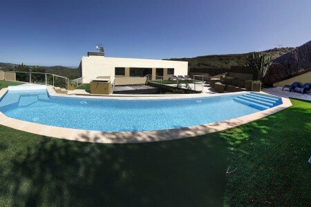 Villa 9 habitaciones, con piscina