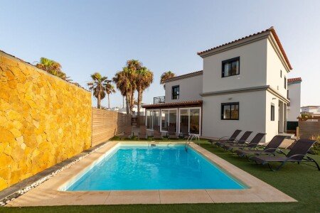 Villa 5 habitaciones, con piscina