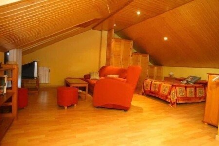 Casa 2 habitaciones, con chimenea