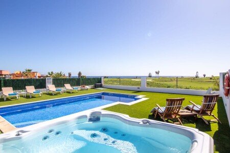 Villa 4 habitaciones, con jacuzzi