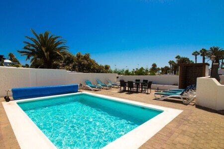Villa 4 bedrooms, with pool