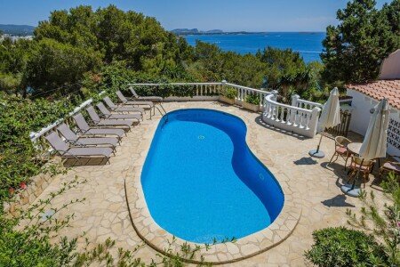 Villa 5 Schlafzimmer, mit Pool