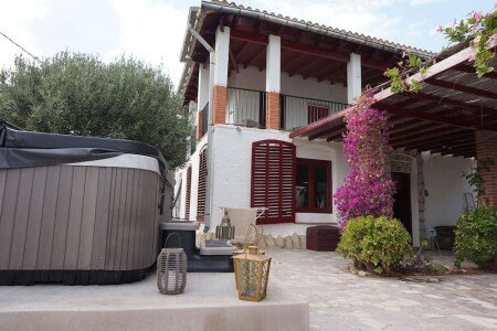 Casa 2 habitaciones, con piscina