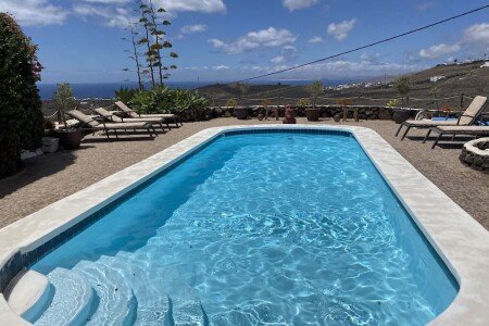 Villa 3 bedrooms, with pool