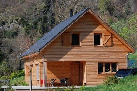 Chalet tout confort, 4 chambres, avec parking