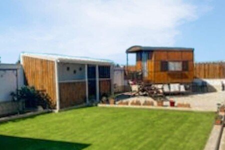 Camping / Mobil Home cozy, 1 chambre, avec jacuzzi